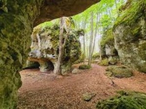 Steinerne Stadt mit den „Zwei Brüdern Image